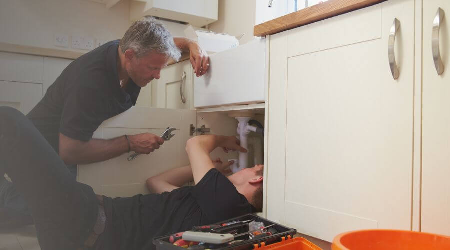Professional burst pipe repair services in Traver, CA